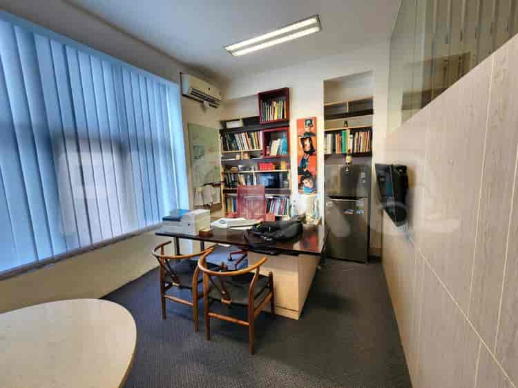 Dijual Ruko Luas 350 m2 di Jalan H. Nawi Raya, Gandaria - RKSc23 2