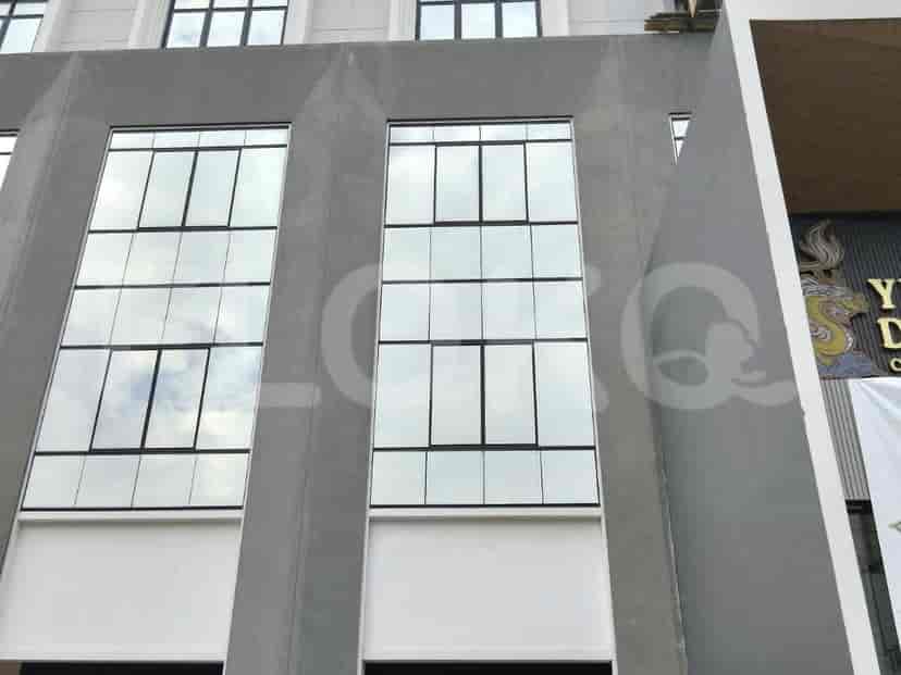 Dijual Ruko Luas 270 m2 di Jalan Sedayu City, Kelapa Gading 1