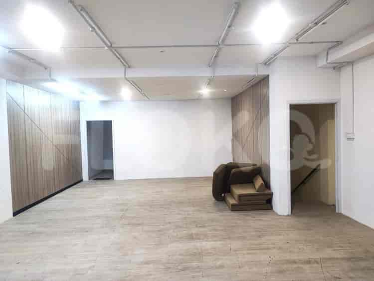 462 sqm, shophouse for rent in Jalan Arteri Pondok Indah, Kemayoran - RKR3f7 4