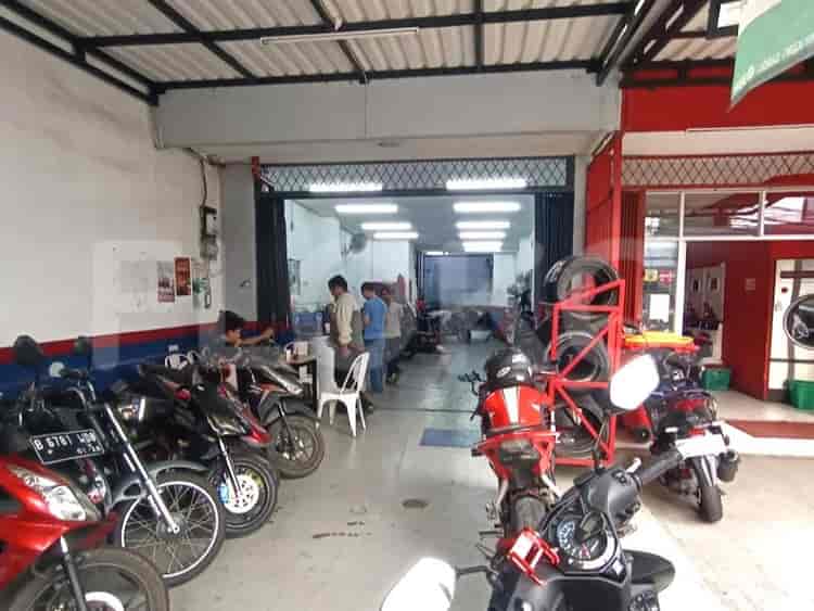 Dijual Ruko Luas 269 m2 di Radio Dalam Raya, Gandaria - RKS883 2