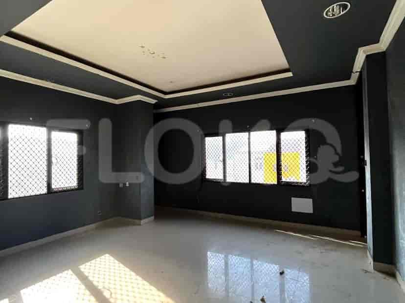 1050 sqm, shophouse for rent in Green Ville, Cengkareng 2
