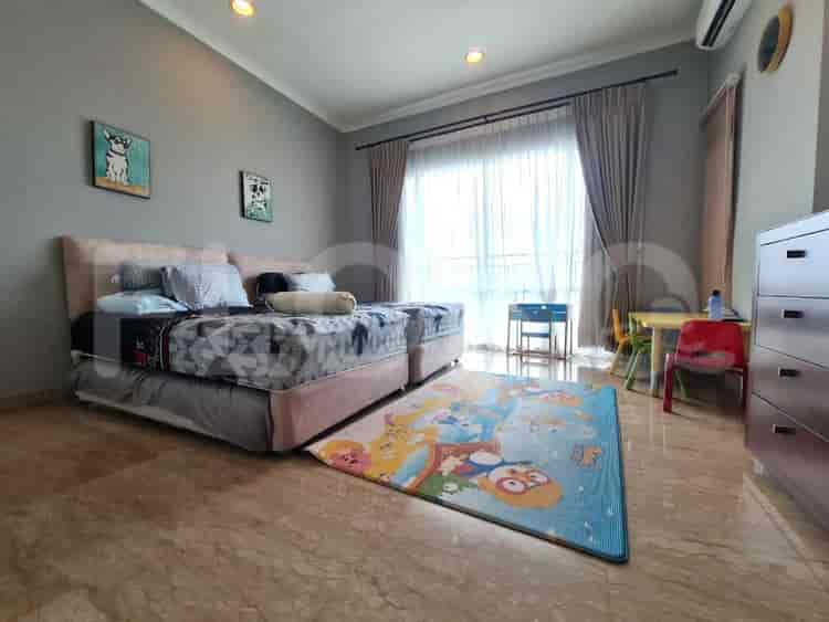 4 Bedroom on High Floor for Rent in Senayan Residence - fseaf6 4