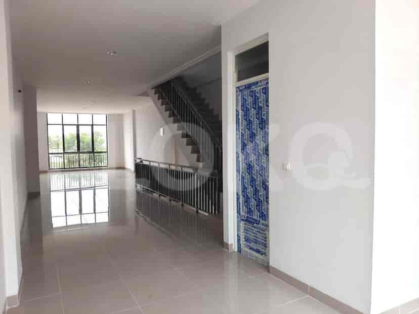 600 sqm, shophouse for sale in Sedayu City, Cakung 4