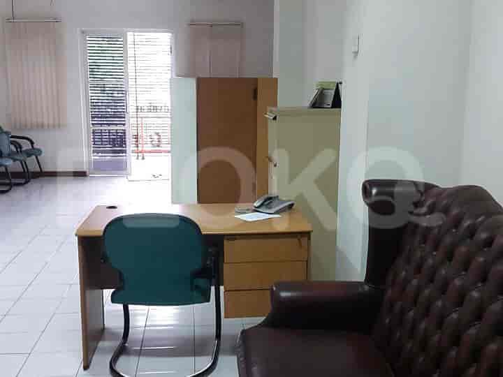 Disewakan Ruko Luas 245 m2 di Jalan Cimandiri, Menteng - RKRca2 1