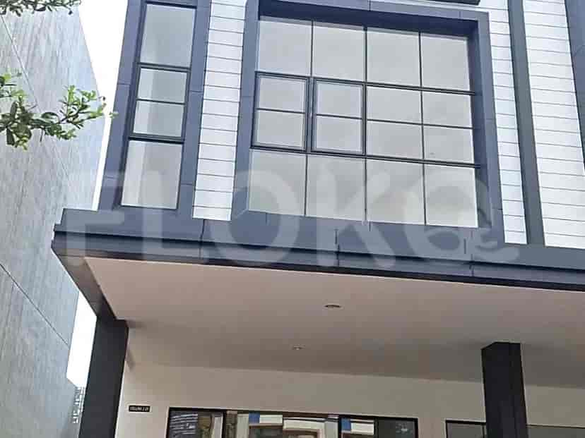 170 sqm, shophouse for rent in Jalan Utama Metland, Cakung 1