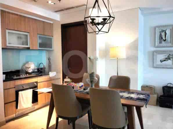 Open concept kitchen and dining area.