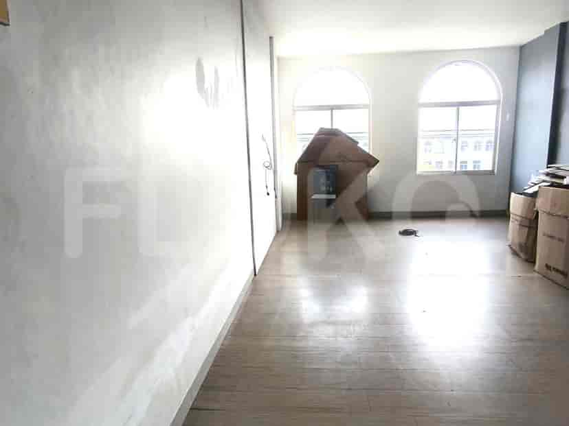 Dijual Ruko Luas 270 m2 di Jalan Coloseum Boulevard, Cengkareng 4