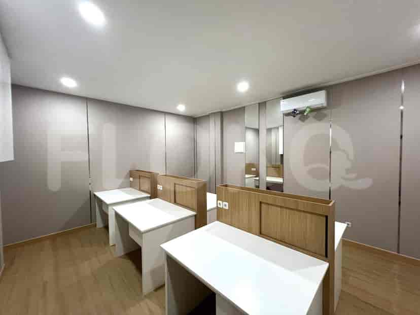 Dijual Ruko Luas 424 m2 di Jalan Sedayu, Kelapa Gading 2