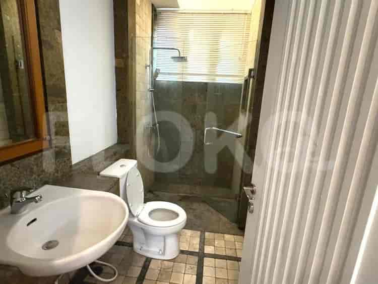 600 sqm, 4 BR house for rent in Jl Kencana Permai, Pondok Indah - RHAd19 8