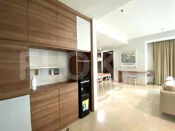Living space showing entrance to the kitchen and other rooms.