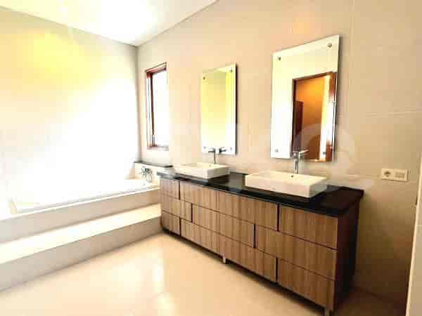480 sqm, 4 BR house for rent in Jl Kemang Timur, Kemang - RHA77e 9