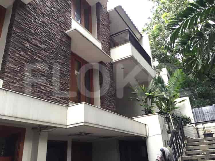 Disewakan Rumah 7 BR, Luas 1000 m2 di Sekolah Duta, Pondok Indah - RHA6cd 1