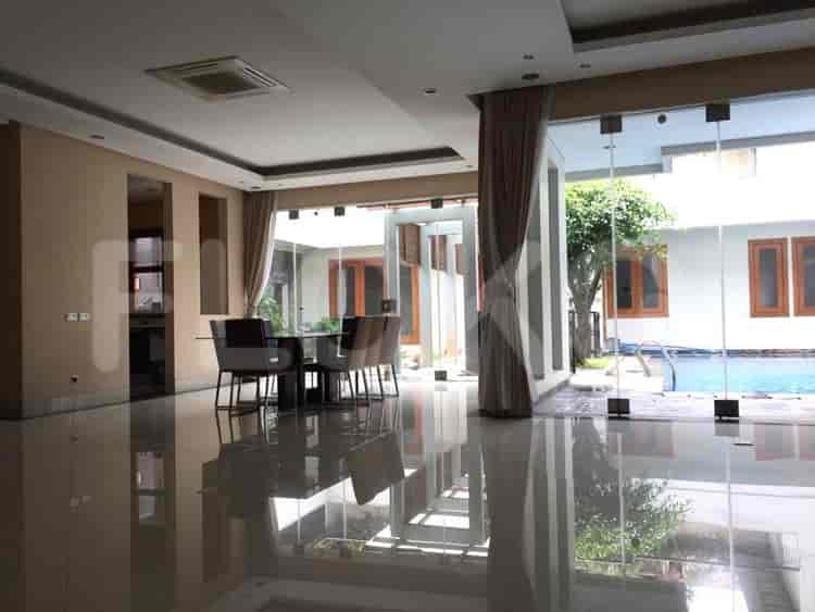 Disewakan Rumah 7 BR, Luas 1000 m2 di Sekolah Duta, Pondok Indah - RHA6cd 4
