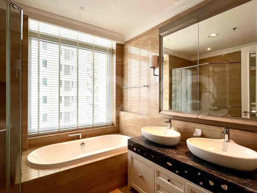 APA77c6d 15th Floor | 3BR Apartment for Sale, Simprug 4