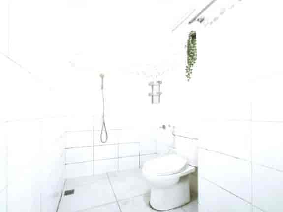 Dijual Rumah 2 BR, Luas 70 m2 di Cibubur City Blok E7, Gunung Putri, Bogor - RHASbb1 4