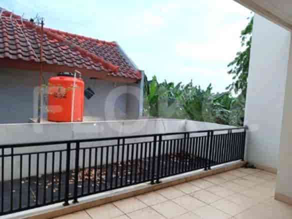 Dijual Rumah 3 BR, Luas 200 m2 di Harapan Indah Bekasi, Bekasi - RHAS548 4