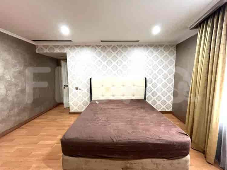 3 Bedroom on Low Floor for Rent in Kusuma Chandra Apartment - fsub5b 2