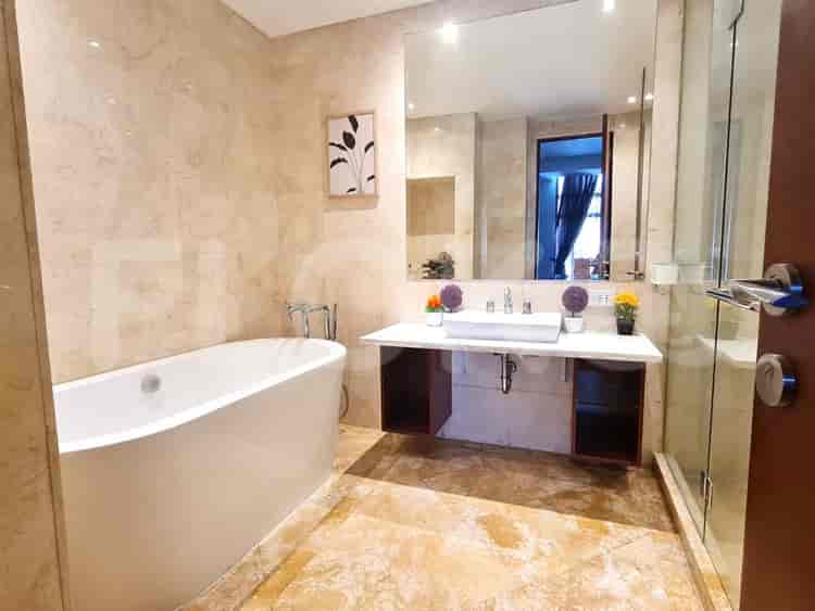 3 Bedroom on High Floor for Rent in Essence Darmawangsa Apartment - fci218 5