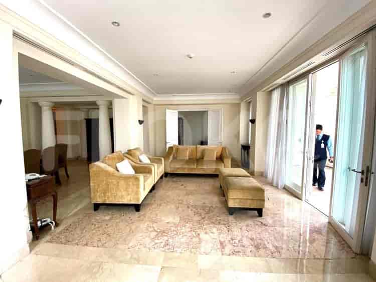 3 Bedroom on Low Floor for Rent in Dharmawangsa Residence - fcic4e 1