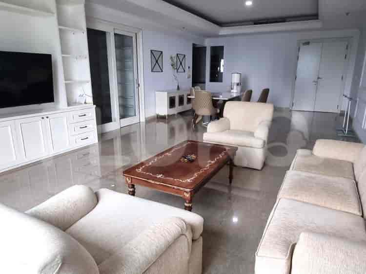 Tipe 4 Kamar Tidur di Lantai Tinggi untuk disewakan di Essence Darmawangsa Apartemen - fci6d0 1