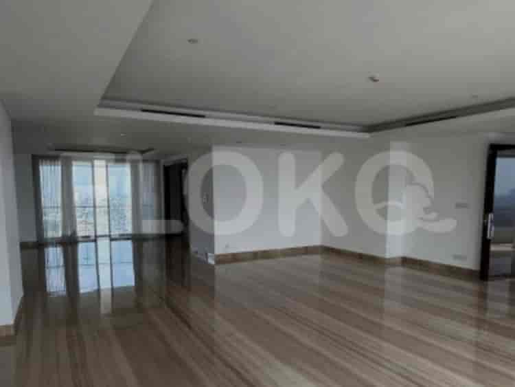 4 Bedroom on High Floor for Rent in Apartemen Providence Park - fpe713 2
