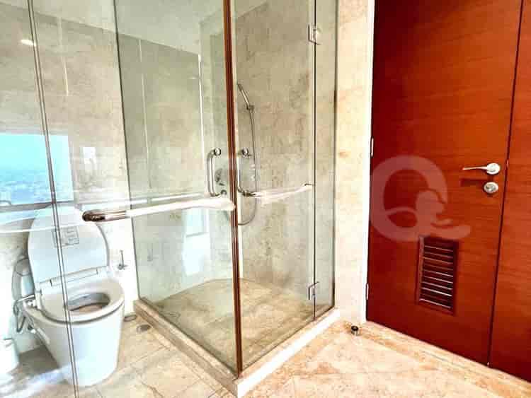 Tipe 4 Kamar Tidur di Lantai Menengah untuk disewakan di Essence Darmawangsa Apartemen - fci962 4