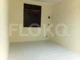 Disewakan Rumah 4 BR, Luas 150 m2 di Jl Benda II, Kemang - RHAde4 4