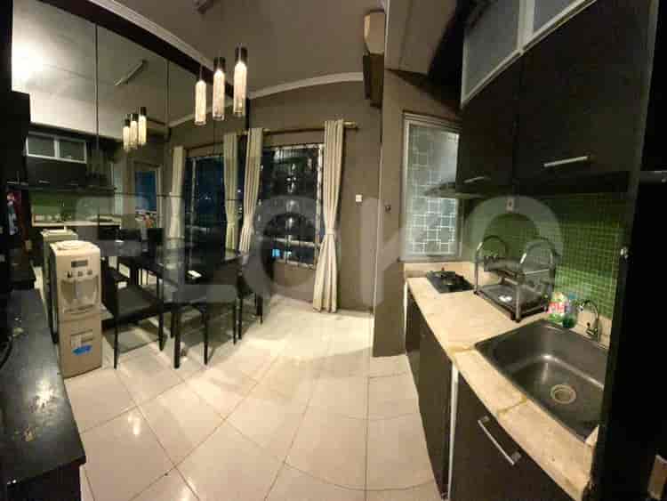 Tipe 2 Kamar Tidur di Lantai Menengah untuk disewakan di Sudirman Park Apartemen - ftaca0 3