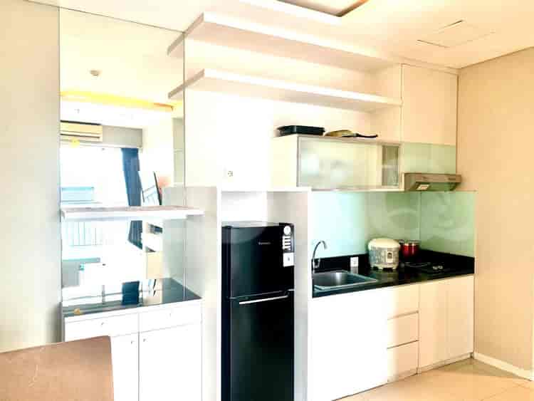 2 Bedroom on Middle Floor for Rent in Thamrin Executive Residence - fthfdb 3