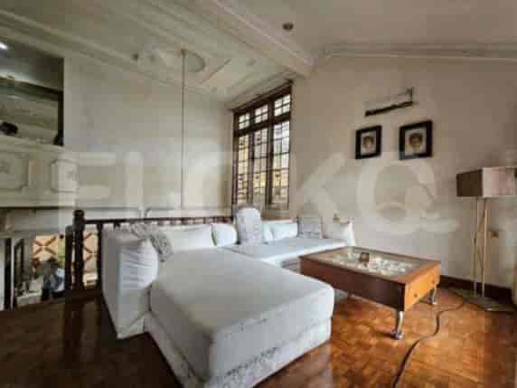 350 sqm, 4 BR house for sale in Tomang Area, Grogol - RHASf73 5