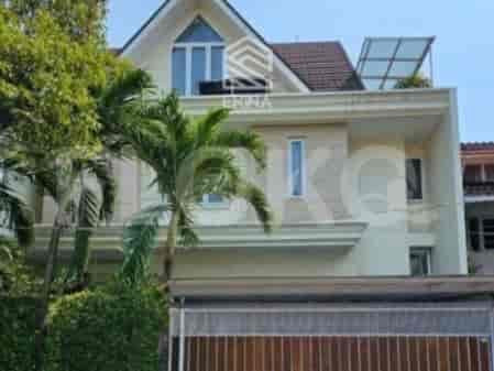 RHASfe9 | House Sale in Pondok Indah with 3 Carports, 3 Floors 1