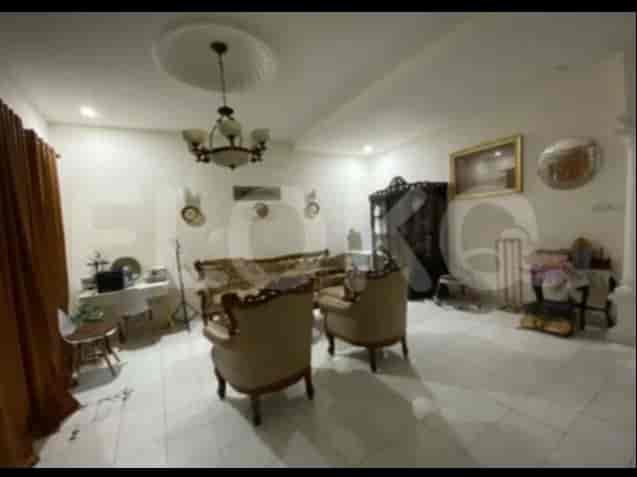 Dijual Rumah 3 BR, Luas 200 m2 di Jl. Anggrek 6 - Bekasi Barat, Bekasi - RHAS219 3