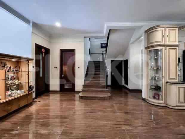 900 sqm, 4 BR house for rent in Puri Indah, Puri Indah - RHA59e 4