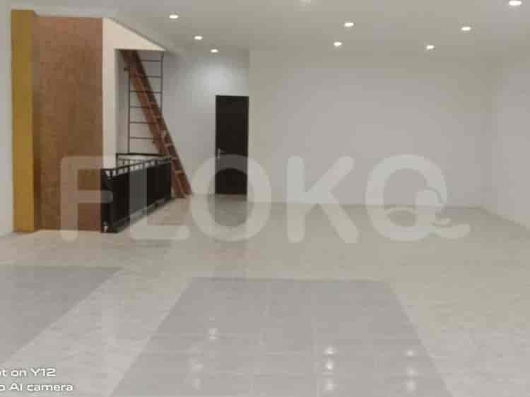 518 sqm, shophouse for rent in Kalimalang, Bekasi Selatan - RKR9e6 5