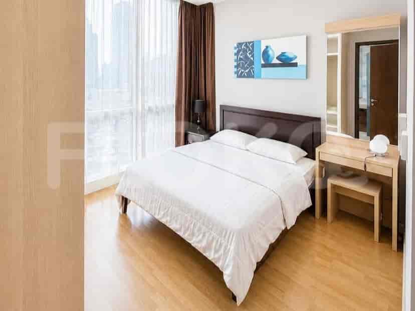 Rent 2 Bedroom on the 16th Floor of The Peak Apartment: Flokq 2