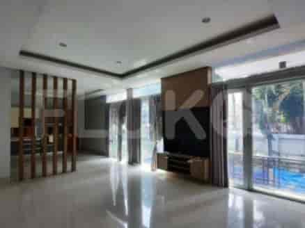 RHAS9e4 | House for Sale in South Jakarta with Carport & Near MRT 1
