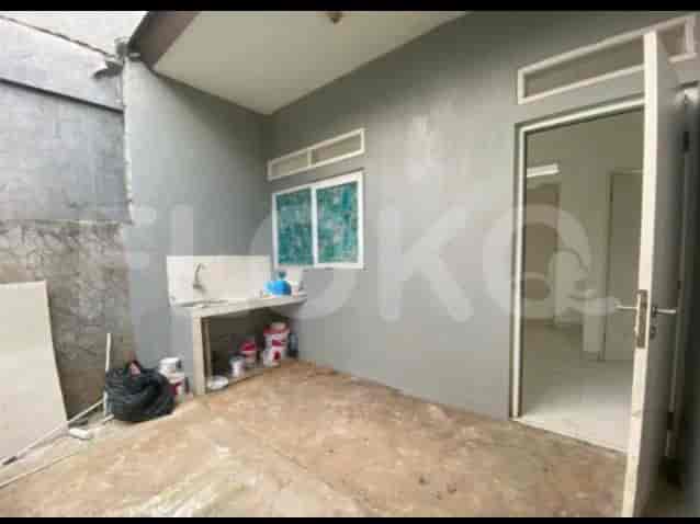 Dijual Rumah 2 BR, Luas 40 m2 di Tapos, Depok - RHAS834 3