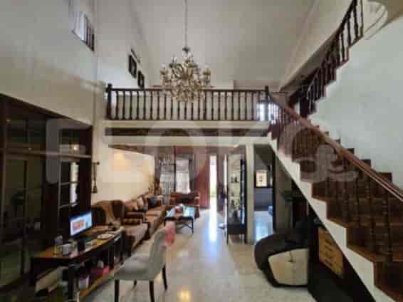 350 sqm, 4 BR house for sale in Tomang Area, Grogol - RHASf73 3