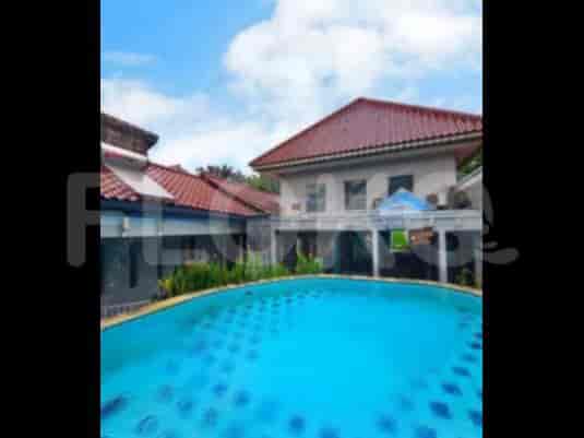 RHAS456, Sale House in Menteng with Pool & Carports 1