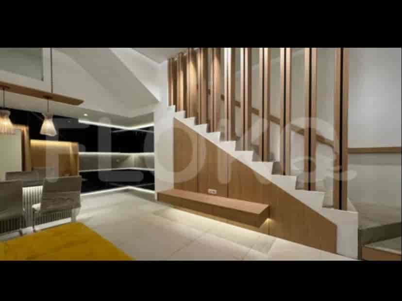 RHASd69 | House in Jakarta Barat for Sale with 4 Bedrooms & Carport 4
