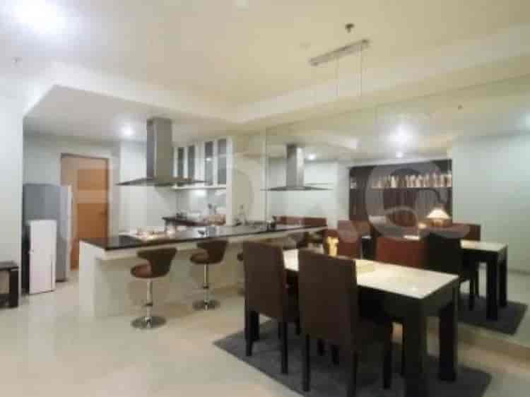 3 Bedroom on Middle Floor for Rent in Sudirman Park Apartment - fta090 1
