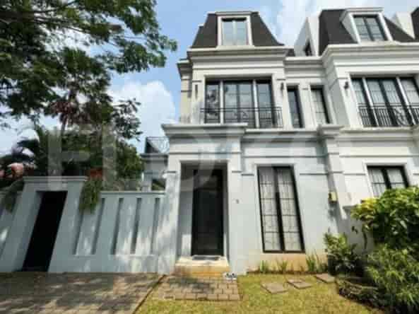 Disewakan Rumah 3 BR, Luas 279 m2 di Kemang, Kemang - RHAbf4 1