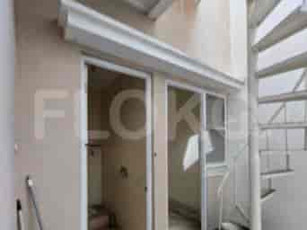 Dijual Rumah 3 BR, Luas 180 m2 di Green Lake City, Cengkareng - RHAS593 4
