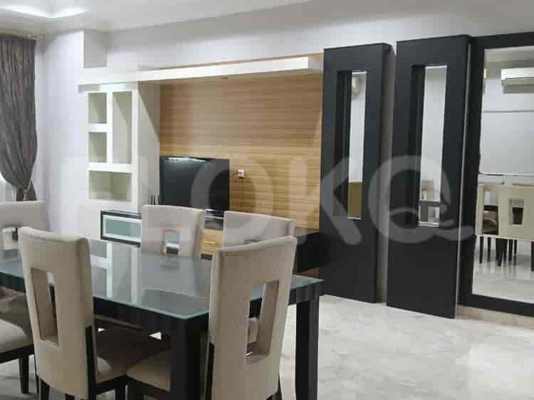 Tipe 3 Kamar Tidur di Lantai Menengah untuk disewakan di Bellezza Apartemen - fpe972 1