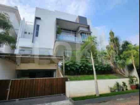 345 sqm, 6 BR house for sale in Pluit Area, Pluit - RHASb83 1