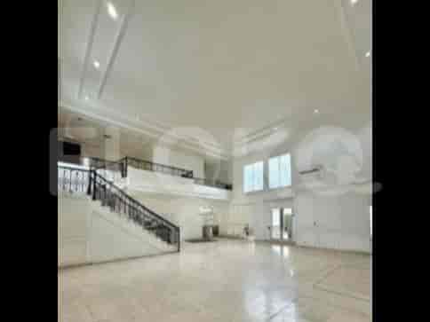 Disewakan Rumah 7 BR, Luas 600 m2 di Cilandak - Jakarta Selatan, Cilandak - RHA996 4