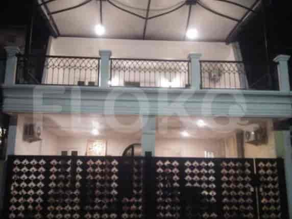 RHAS7aa, 3-Floor House for Sale | Pondok Indah with Carport 1
