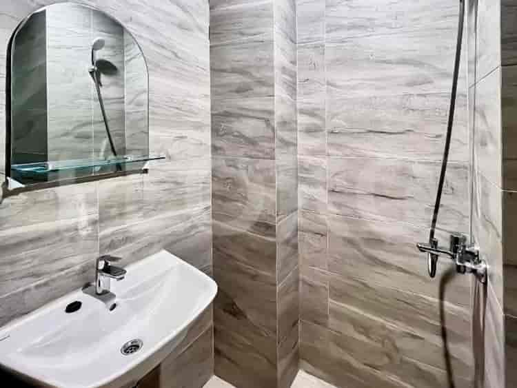 Furnished 1-Bedroom Apartment for Sale - APA92be2, Middle Floor, Collins Boulevard 5