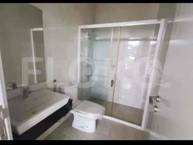 Dijual Rumah 3 BR, Luas 130 m2 di Komplek Lebak Bulus - Jakarta Selatan, Lebak Bulus - RHAS150 3