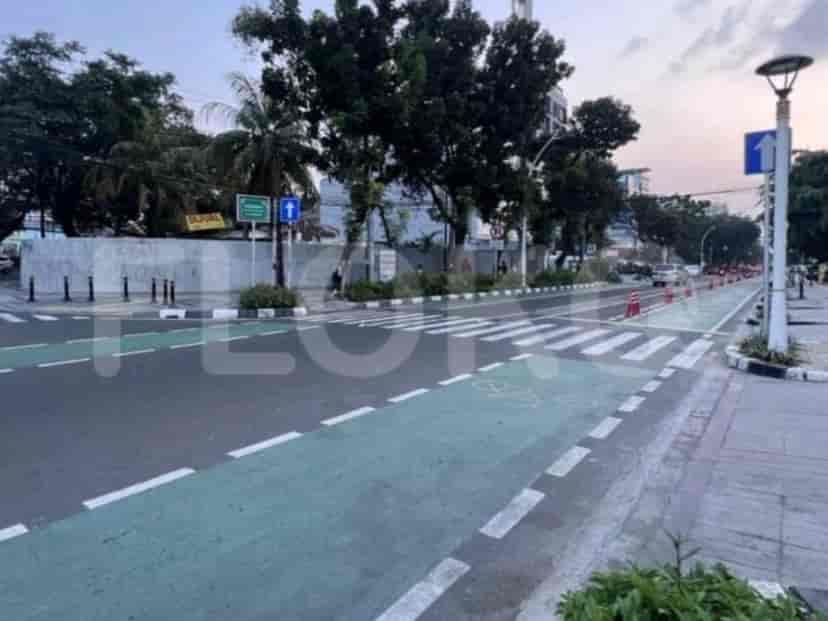 1012 sqm, Land for Sale in Jl. Wahid Hasyim, Menteng 3